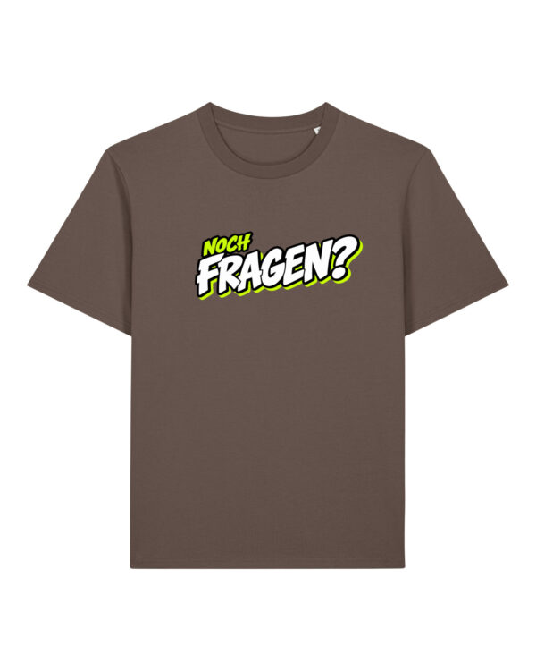 gerissen-wie-ein-lamm-schriftzug-fragen__stanley-stella-creator-2-0__mocha__front-main „Noch Fragen?“-Shirt | unisex, bio, OEKOTEX-100, diverse Farben | 🛜 GERISSEN WIE EIN LAMM